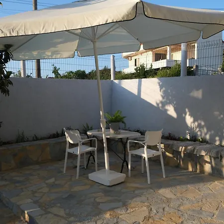 Kalpazo Kaja Garden Apartmán Golem (Tirana)
