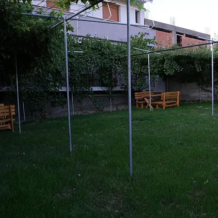 Kalpazo Kaja Garden Apartmán