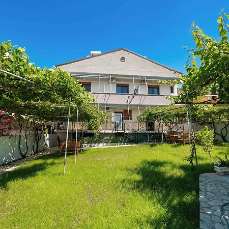 Appartamento Kalpazo Kaja Garden Golem (Tirana)