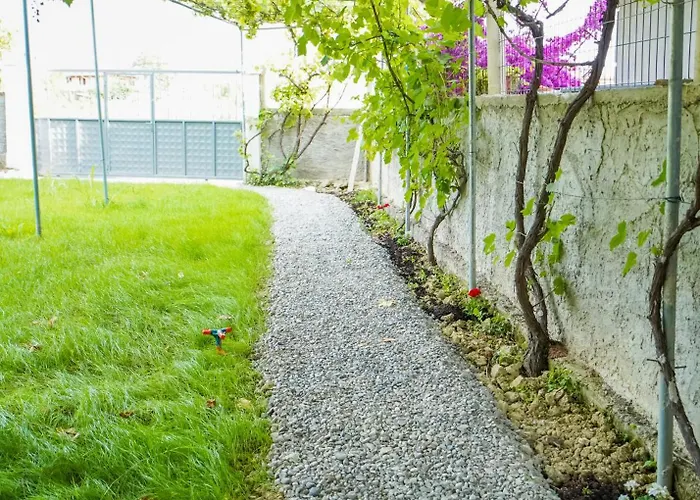 Kalpazo Kaja Garden Appartement