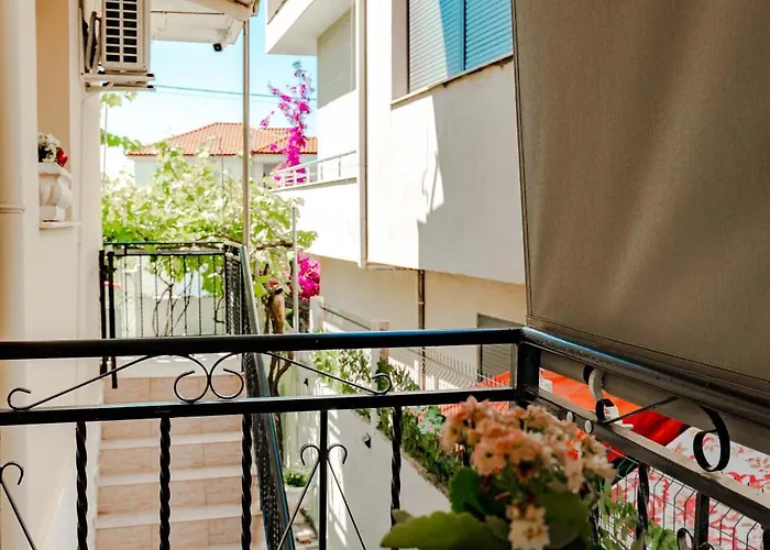 Kalpazo Kaja Garden Appartement Golem (Tirana)